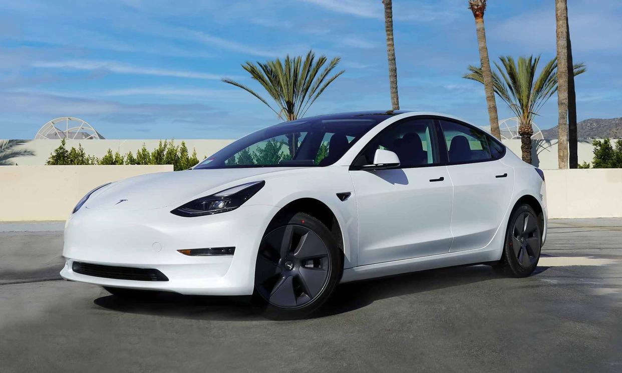 Tesla Model 3 2023