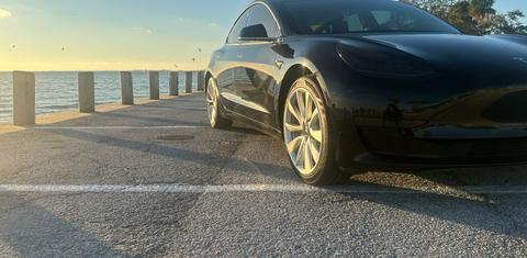 Tesla Model 3 2019