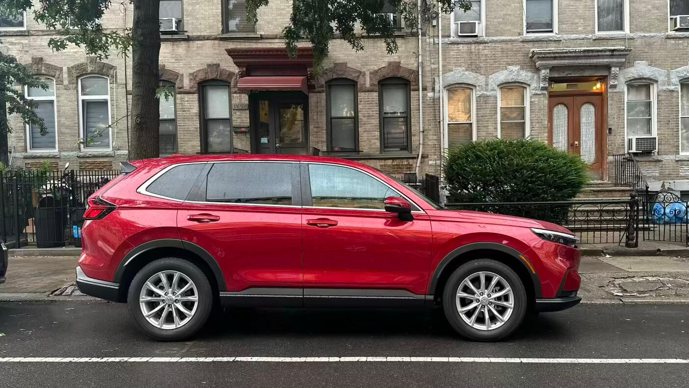 Honda CR-V 2024 in Ridgewood, NY