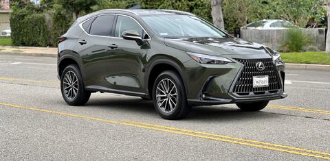 Lexus NX 2024