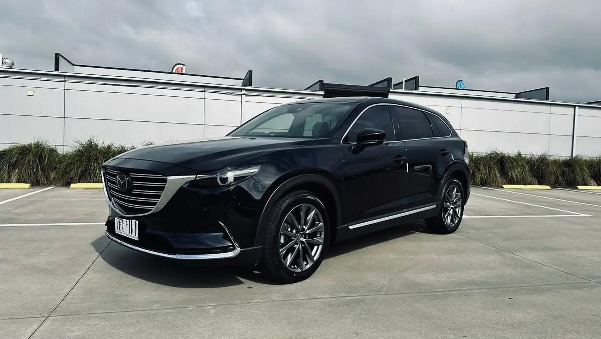 Mazda CX-9 2020 in Melbourne Airport