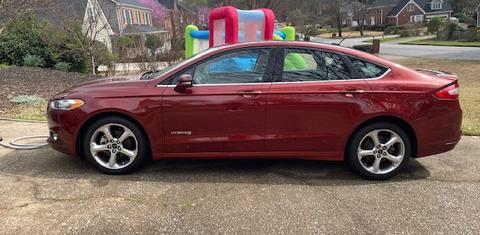 Ford Fusion Hybrid 2014