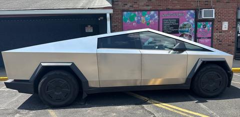 Tesla Cybertruck 2024