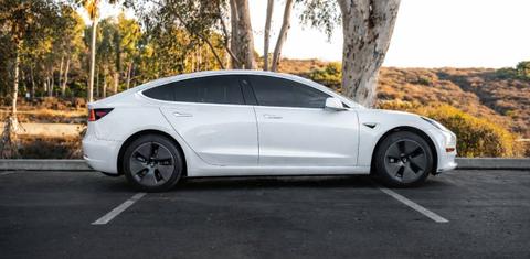 Tesla Model 3 2019