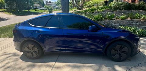 Tesla Model Y 2026