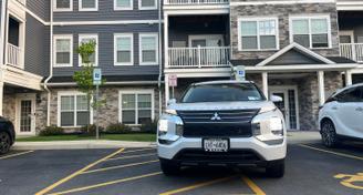 Mitsubishi Outlander 2024 — Car rental alternative in Buffalo, NY