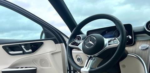 Mercedes-Benz C-Class 2024