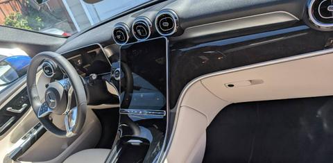 Mercedes-Benz GLC-Class 2025