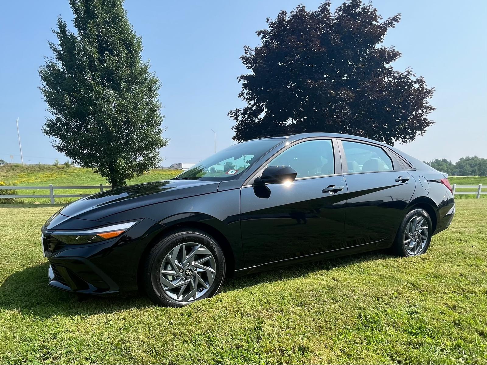 Hyundai Elantra 2024 in 
