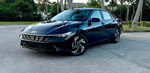 Hyundai Elantra 2024