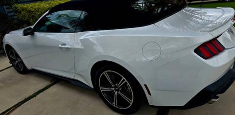 Ford Mustang 2024