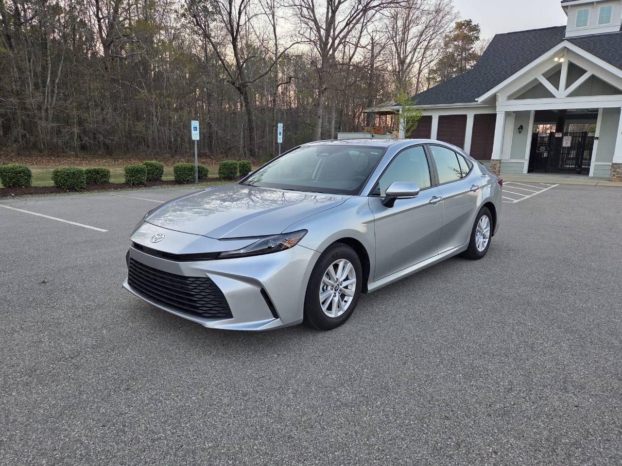 Toyota Camry Hybrid 2025 in Holly Springs, NC