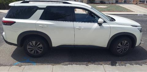 Nissan Pathfinder 2024