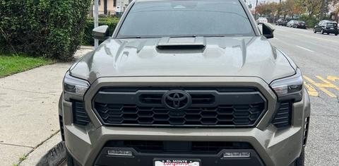 Toyota Tacoma 2024