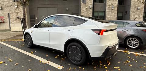 Tesla Model Y 2026