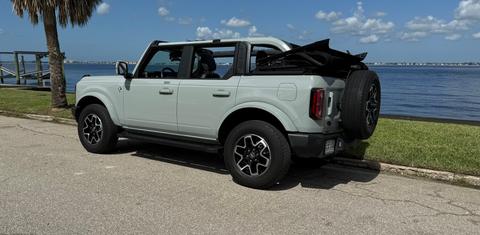 Ford Bronco 2023