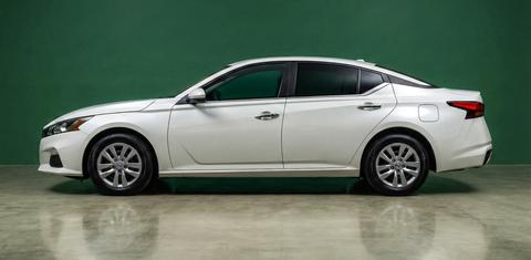 Nissan Altima 2020