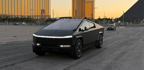 Tesla Cybertruck 2025