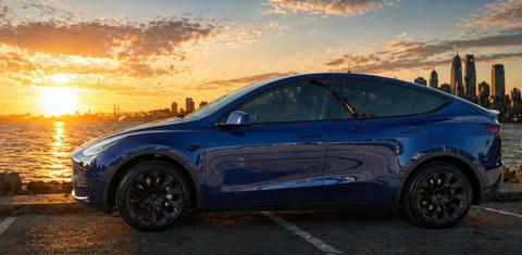 Tesla Model Y 2023