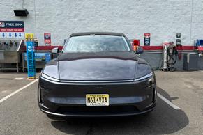Tesla Model Y 2026 in Newark