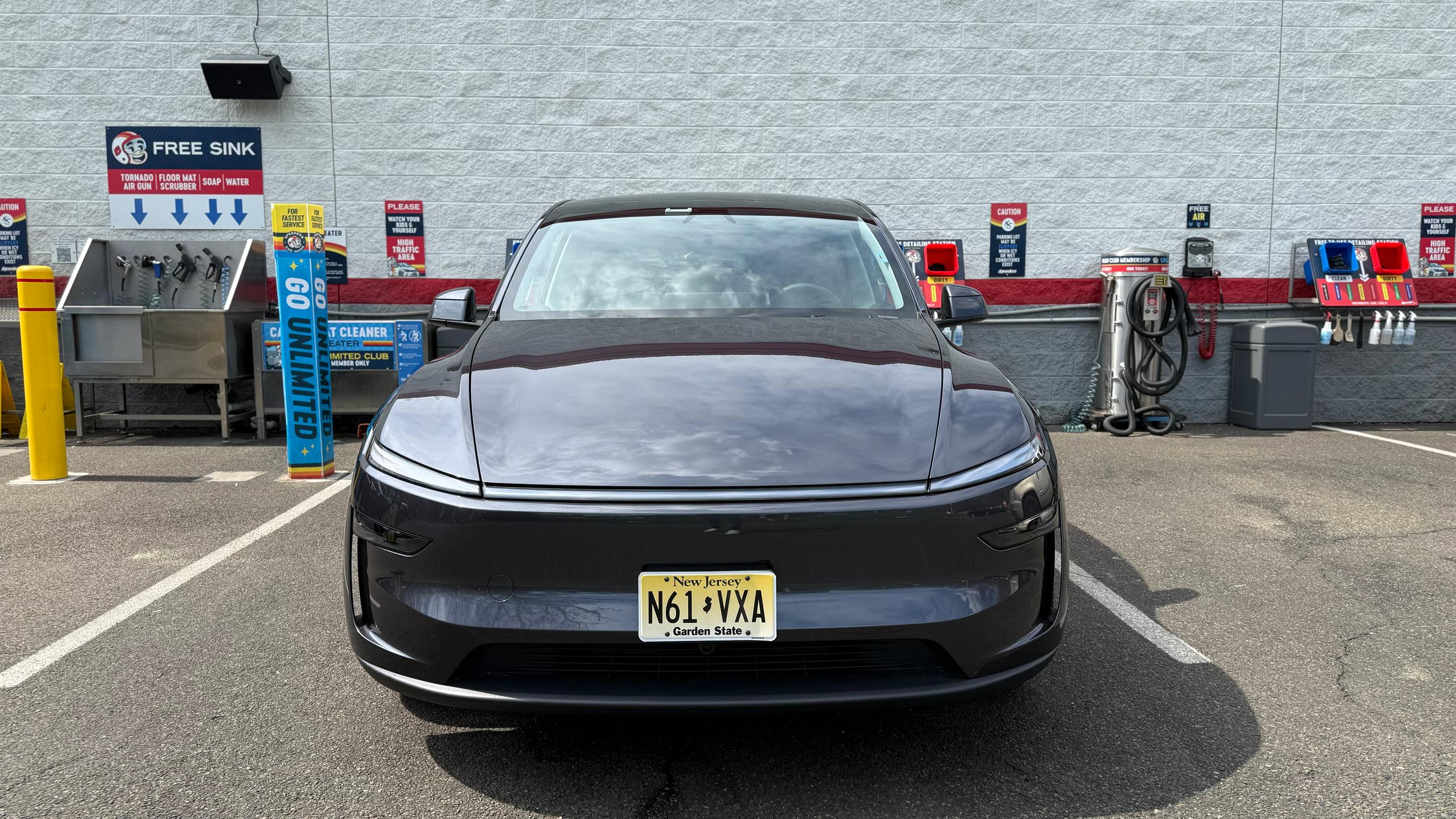 Tesla Model Y 2026 in Newark, NJ