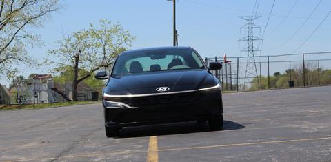 Hyundai Elantra 2025