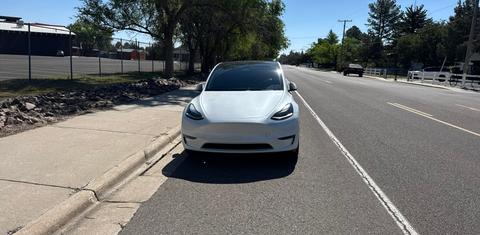Tesla Model Y 2023