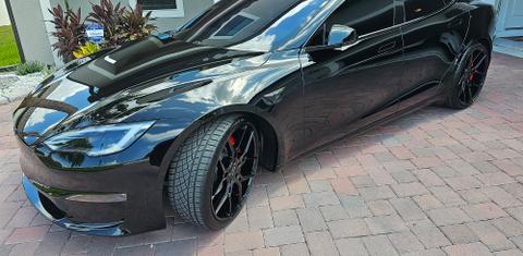 Tesla Model S 2023