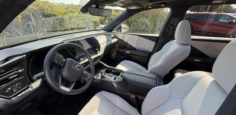 Lexus TX 2026