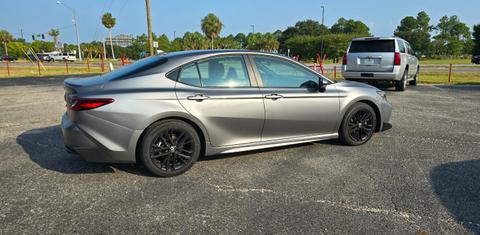 Toyota Camry Hybrid 2025