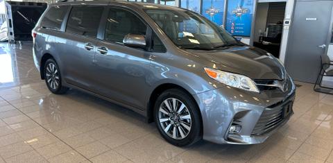 Toyota Sienna 2018