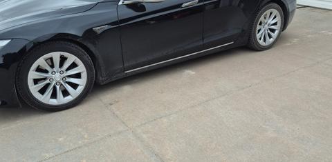 Tesla Model S 2016
