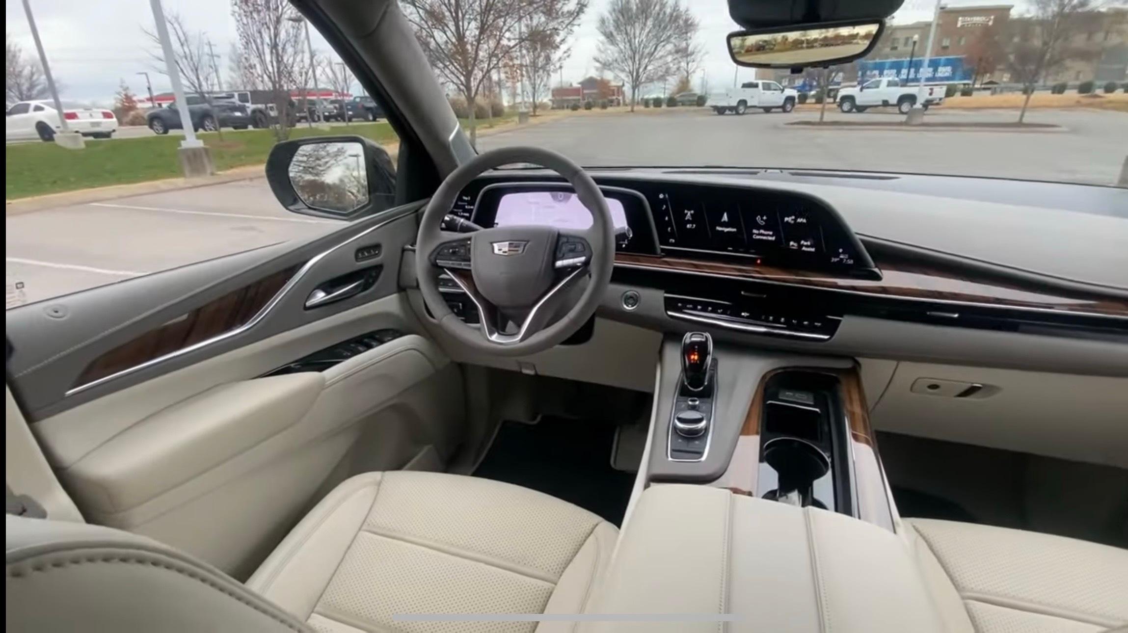 Cadillac Escalade ESV 2022 in Omaha, NE