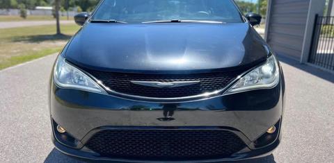Chrysler Pacifica 2018