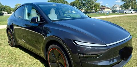 Tesla Model Y 2026
