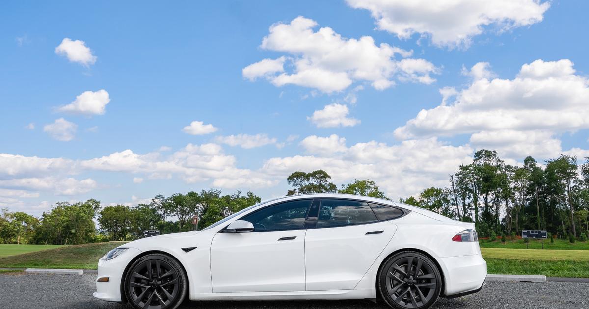 Tesla Model S 2021 rental in Ashburn, VA by Helen J. Turo