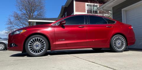 Ford Fusion Hybrid 2014