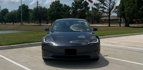 Tesla Model 3 2025