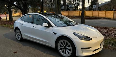 Tesla Model 3 2022