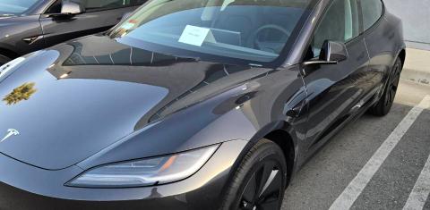 Tesla Model 3 2025