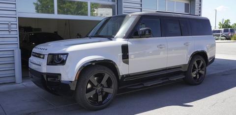 Land Rover Defender 2026