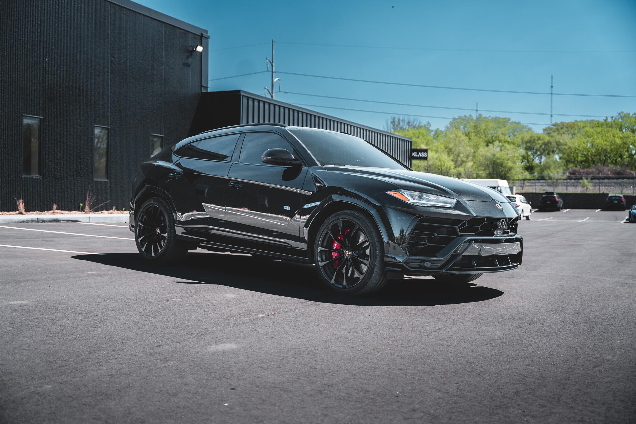 Lamborghini Urus 2020 in St. Louis Park, MN