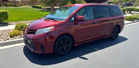 Toyota Sienna 2019