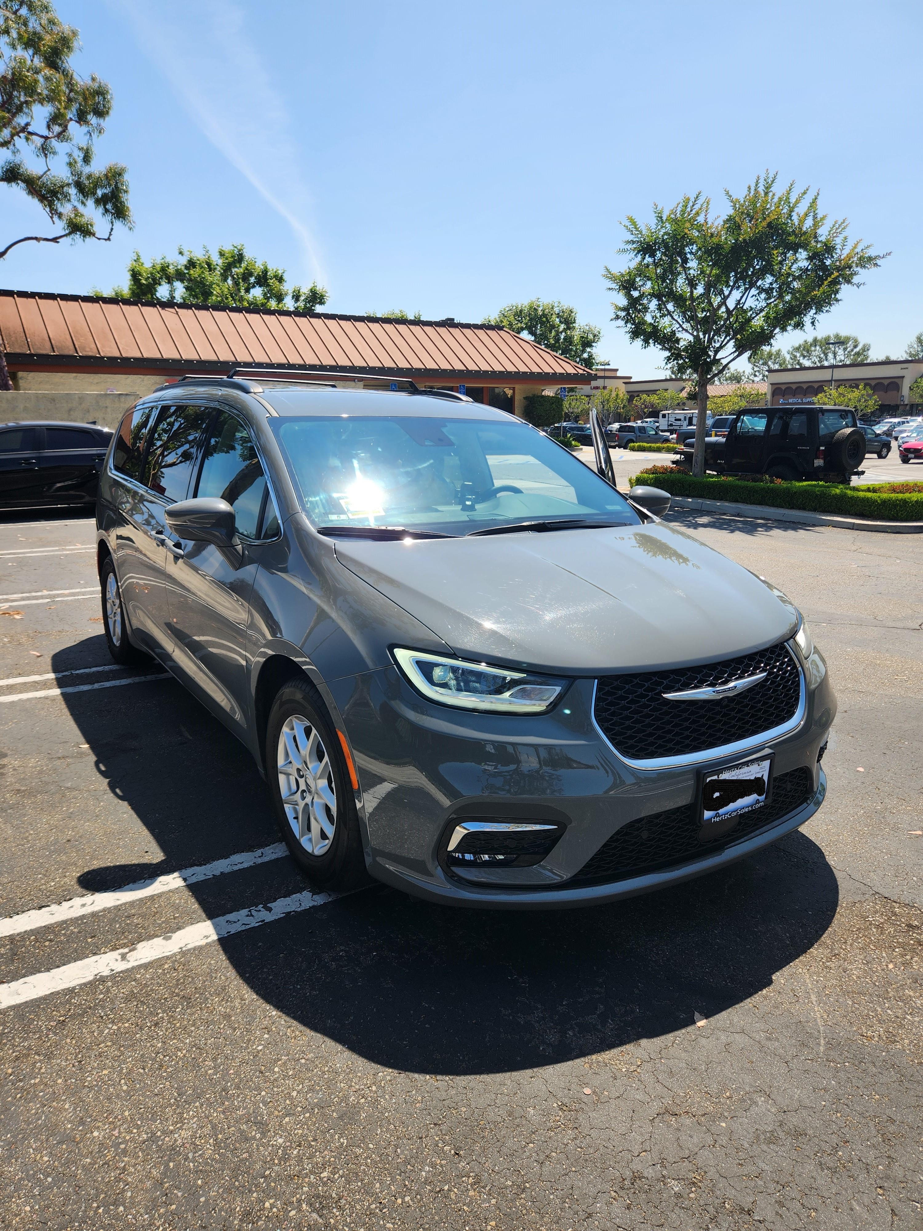 Chrysler Pacifica 2022 in Mission Viejo, CA