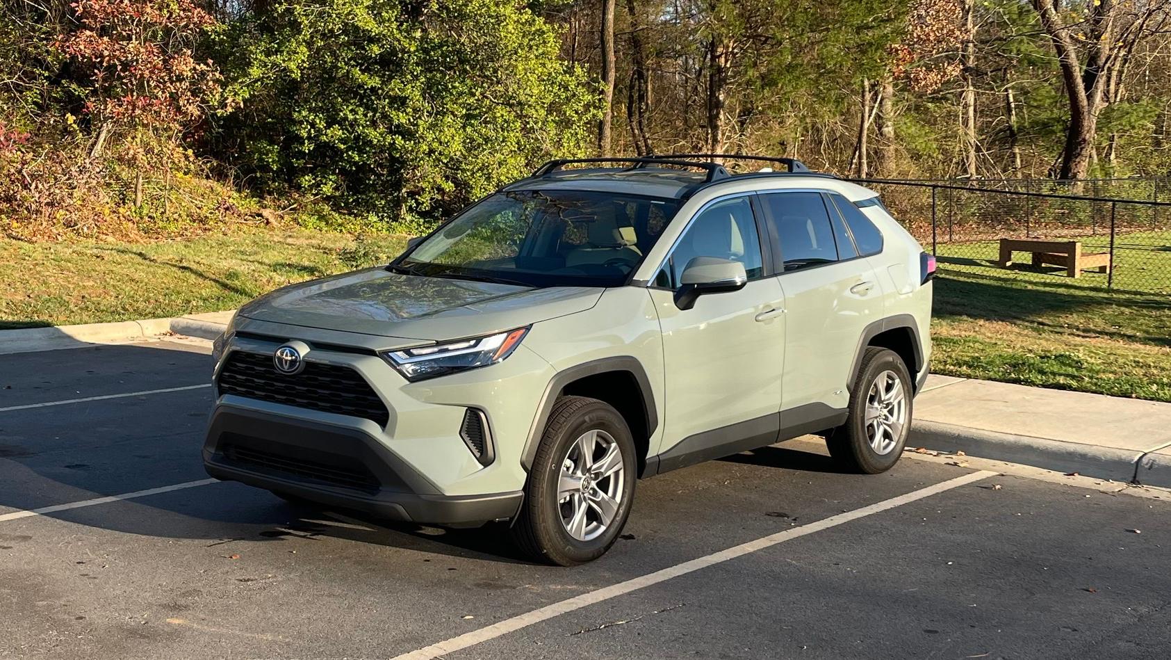 Toyota RAV4 Hybrid 2022 in Arden, NC