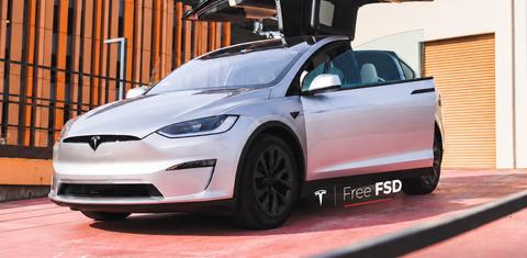 Tesla Model X 2024