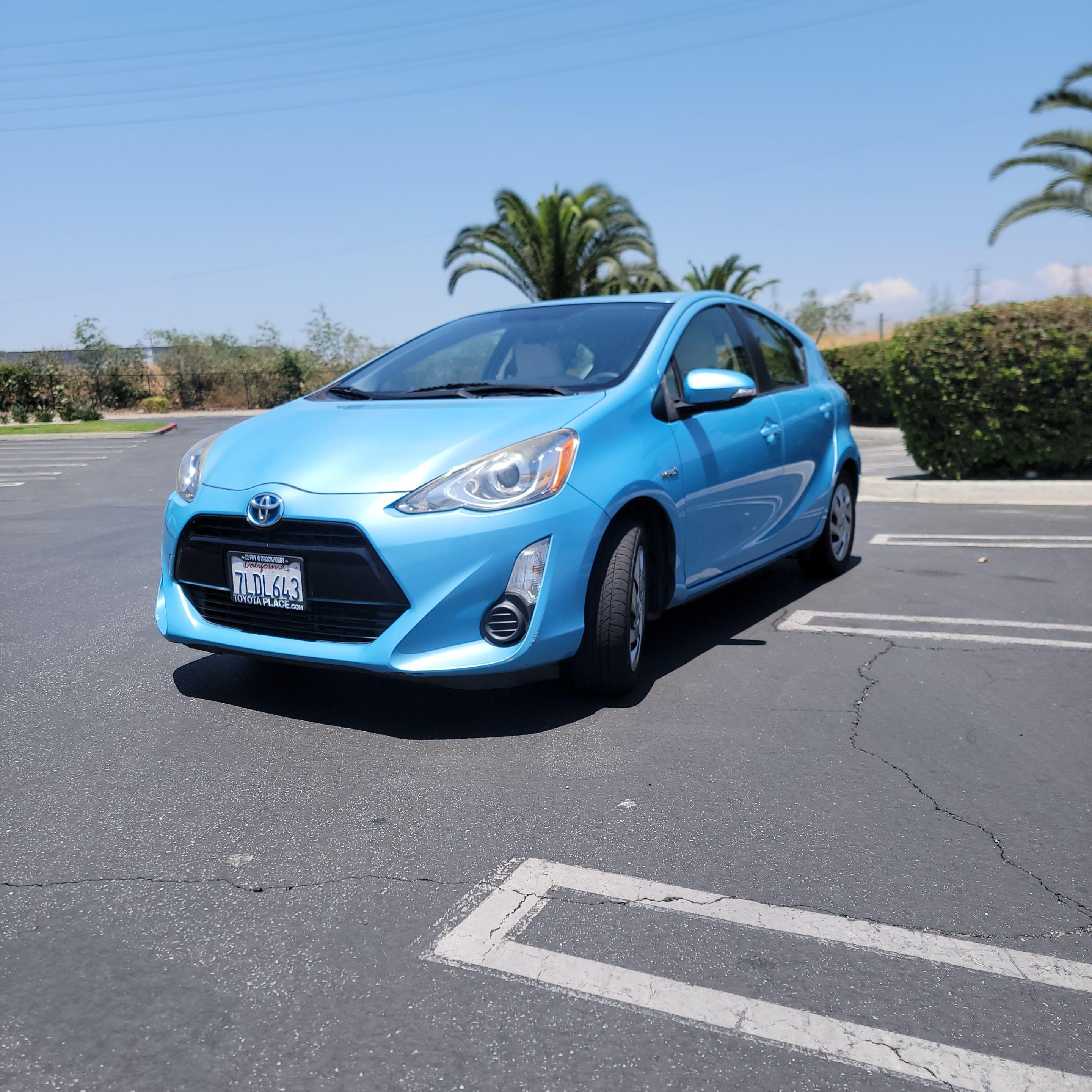 Toyota Prius c 2015 in 