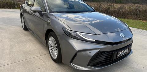 Toyota CAMRY 2025