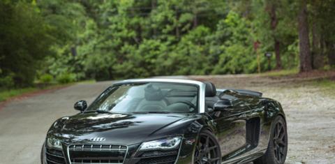 Audi R8 2011
