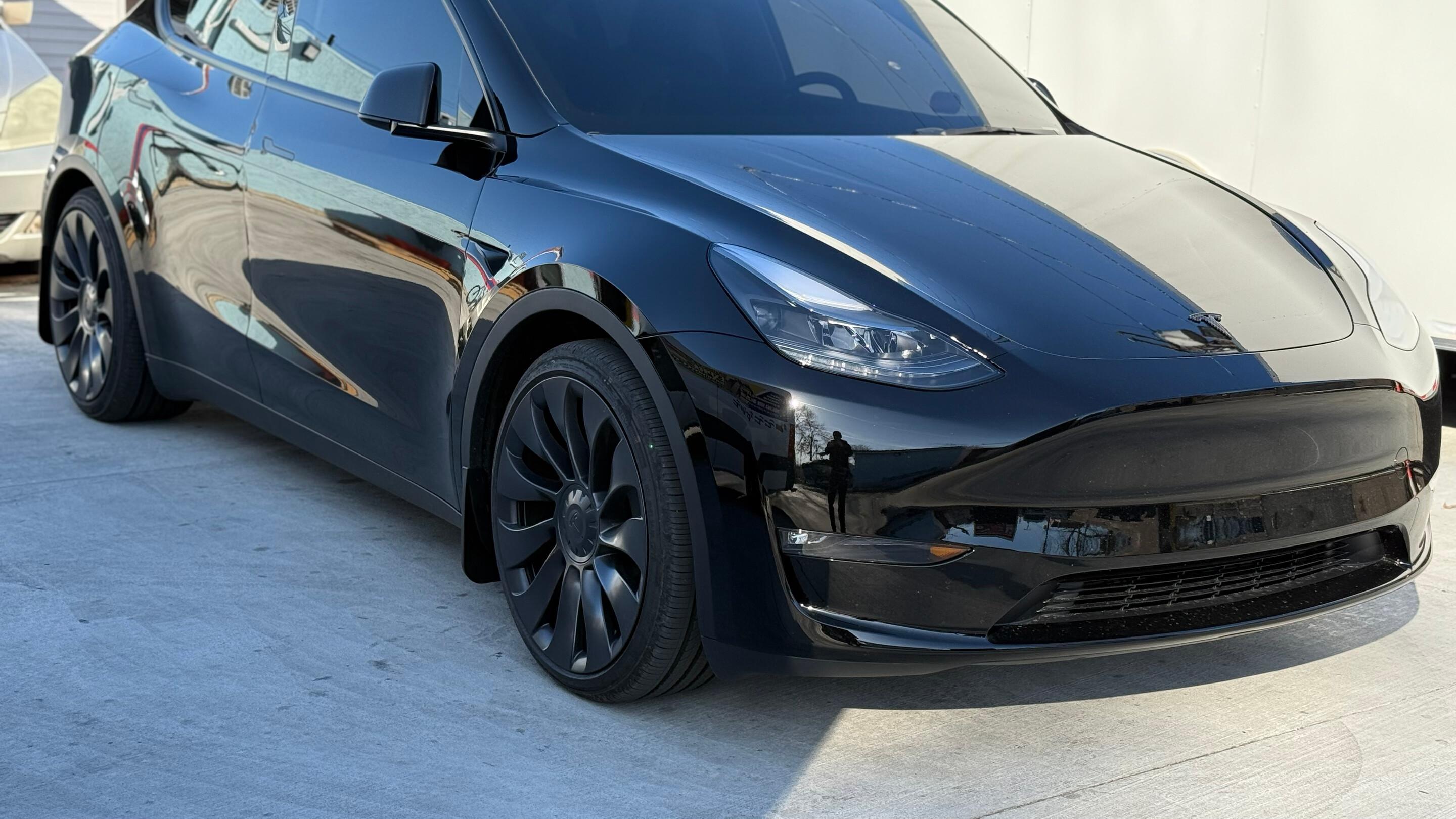 Tesla Model Y 2025 in Camden, NJ